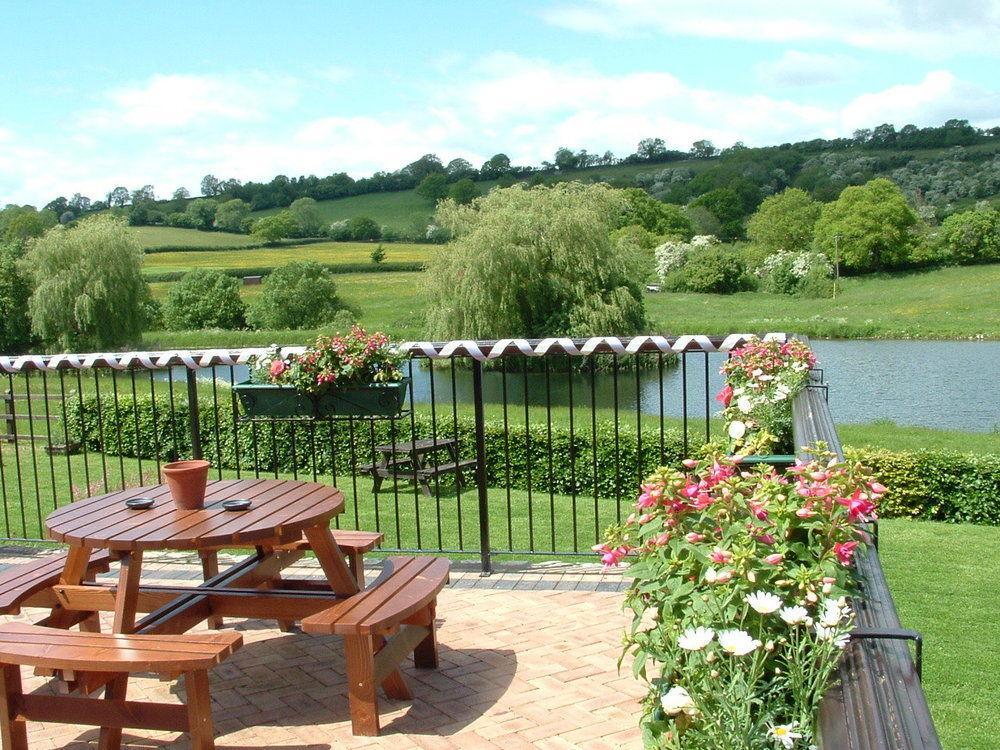 Cameley Lodge - Self Catering Temple Cloud Екстер'єр фото