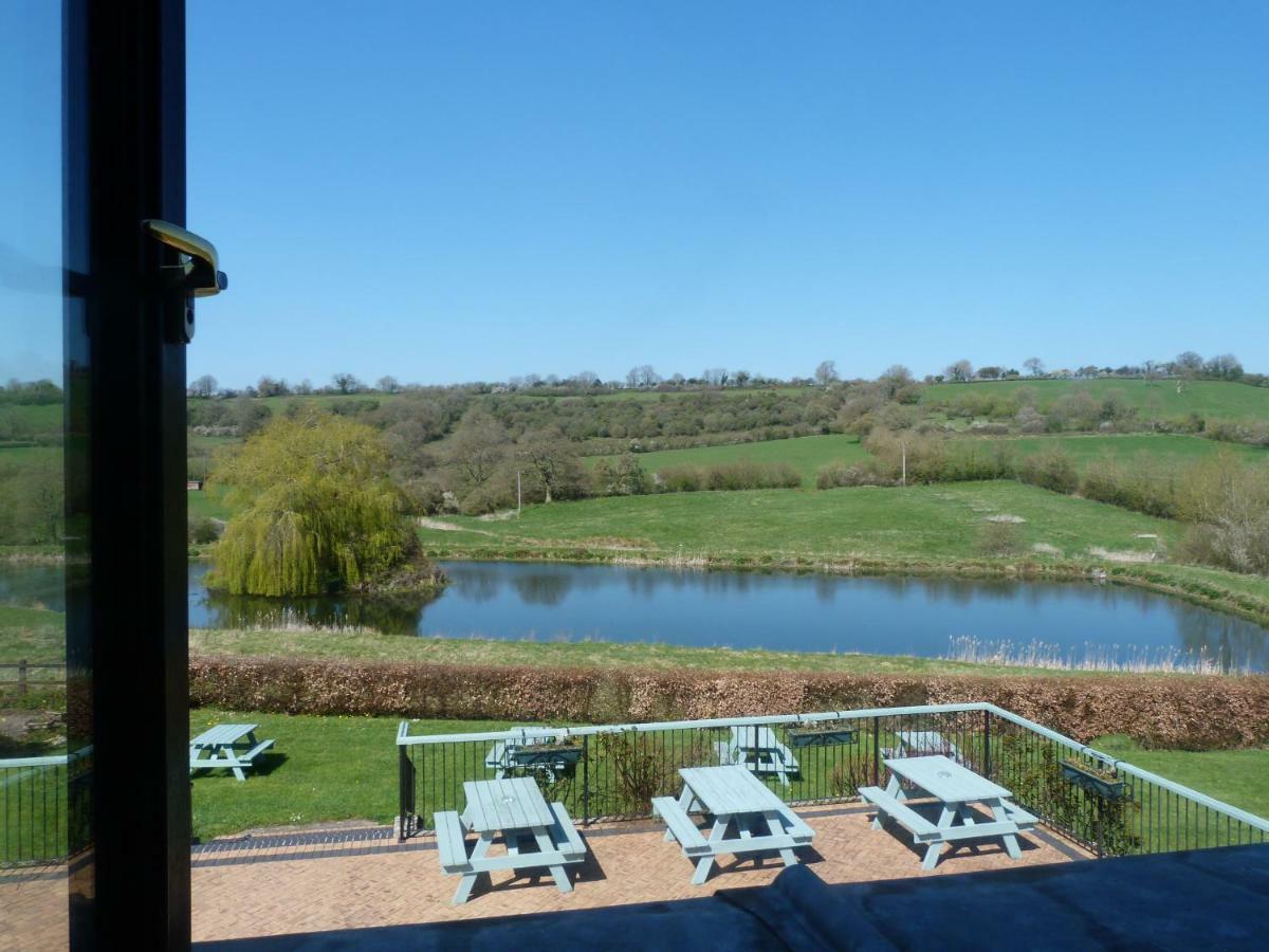 Cameley Lodge - Self Catering Temple Cloud Екстер'єр фото
